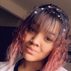 Meet your Posher, Symone